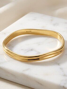 NWT Ben-Amun 24K Gold Plated Sculptural Status Texture Wavy Bangle Bracelet